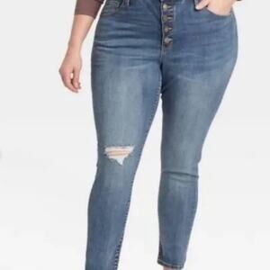 Ava & Viv plus size 24W Hi-Rise skinny distressed jeans